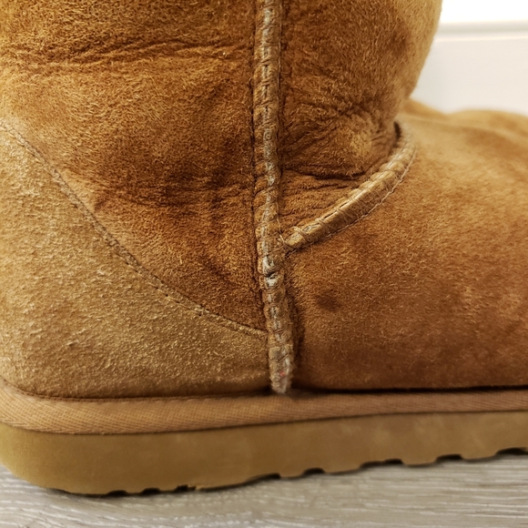 UGG Classic Tall Boots - Picture 7 of 8